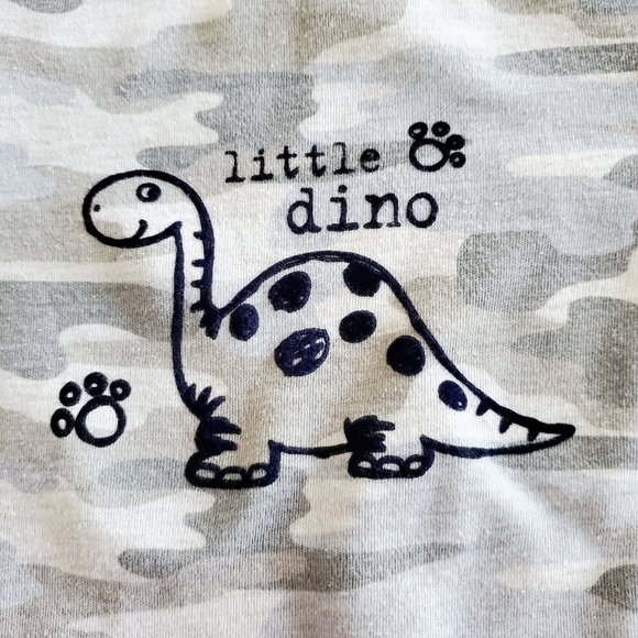 K1323 * Kids Headquarters Camo Little Dino Onesie Gray Size 12M - Picture 7 of 7